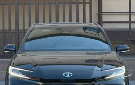 Toyota Camry, 2025 год, 3 950 000 рублей, 1 фотография