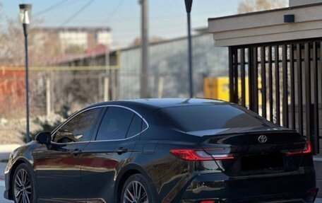 Toyota Camry, 2025 год, 3 950 000 рублей, 4 фотография