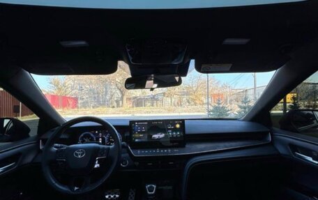 Toyota Camry, 2025 год, 3 950 000 рублей, 7 фотография