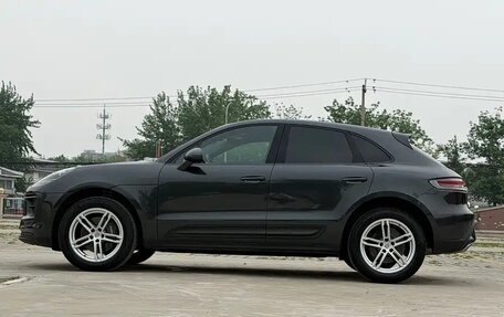 Porsche Macan I рестайлинг, 2024 год, 6 848 000 рублей, 3 фотография