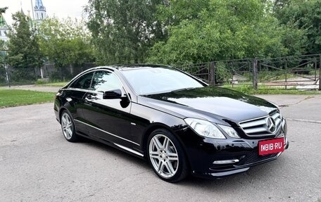 Mercedes-Benz E-Класс, 2011 год, 1 395 000 рублей, 1 фотография