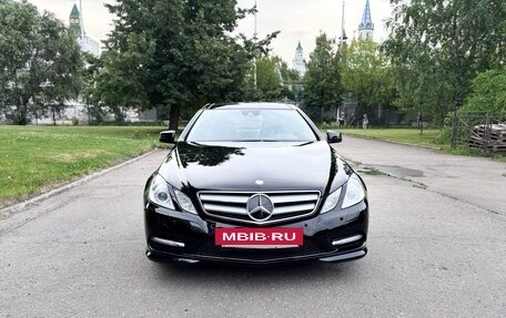 Mercedes-Benz E-Класс, 2011 год, 1 395 000 рублей, 2 фотография