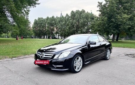 Mercedes-Benz E-Класс, 2011 год, 1 395 000 рублей, 3 фотография