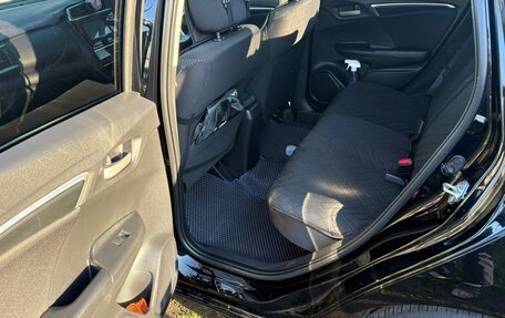 Honda Fit III, 2019 год, 1 250 000 рублей, 21 фотография