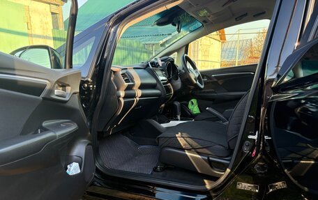 Honda Fit III, 2019 год, 1 250 000 рублей, 18 фотография