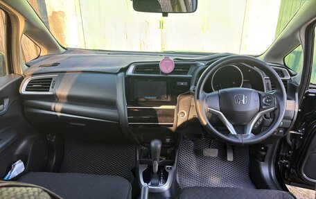 Honda Fit III, 2019 год, 1 250 000 рублей, 24 фотография