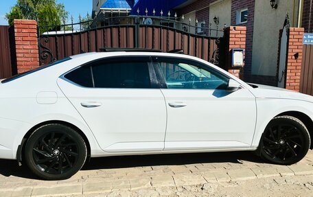 Skoda Superb III рестайлинг, 2015 год, 1 600 000 рублей, 6 фотография
