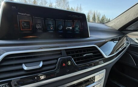 BMW 7 серия, 2016 год, 2 600 000 рублей, 10 фотография