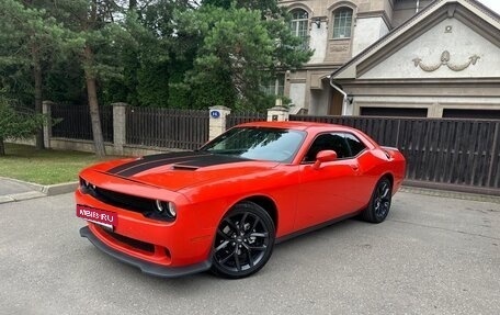 Dodge Challenger III рестайлинг 2, 2019 год, 2 999 999 рублей, 6 фотография