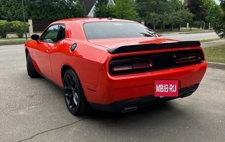 Dodge Challenger III рестайлинг 2, 2019 год, 2 999 999 рублей, 9 фотография