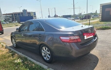 Toyota Camry, 2009 год, 1 050 000 рублей, 2 фотография