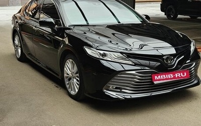 Toyota Camry, 2018 год, 2 450 000 рублей, 1 фотография