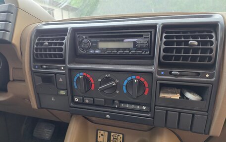 Land Rover Discovery III, 1996 год, 600 000 рублей, 11 фотография