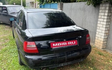 Audi A4, 1997 год, 270 000 рублей, 2 фотография