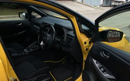 Nissan Leaf II, 2018 год, 1 700 000 рублей, 9 фотография