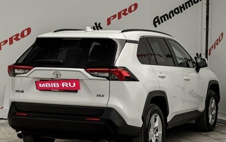 Toyota RAV4, 2019 год, 2 200 000 рублей, 7 фотография