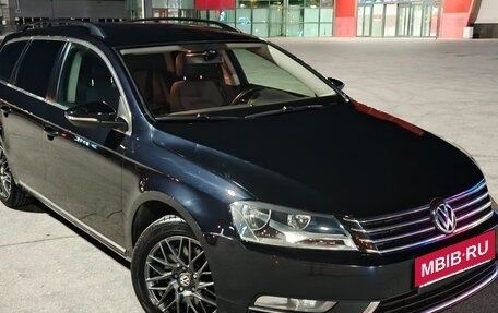 Volkswagen Passat B7, 2011 год, 990 000 рублей, 3 фотография