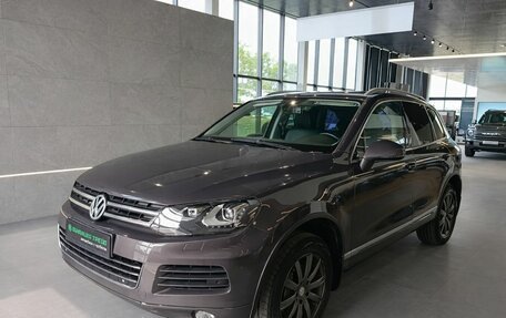 Volkswagen Touareg III, 2011 год, 1 390 000 рублей, 3 фотография