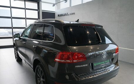Volkswagen Touareg III, 2011 год, 1 390 000 рублей, 6 фотография