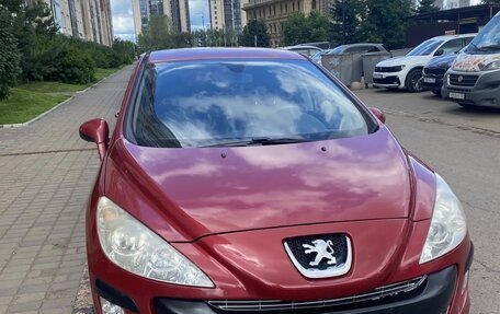Peugeot 308 II, 2010 год, 395 000 рублей, 3 фотография