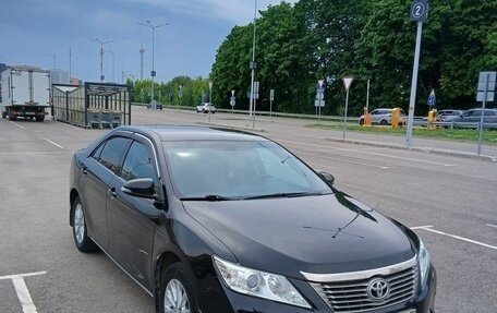 Toyota Camry, 2014 год, 1 699 000 рублей, 4 фотография