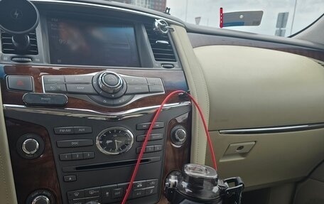 Infiniti QX80 I рестайлинг, 2015 год, 3 000 000 рублей, 6 фотография