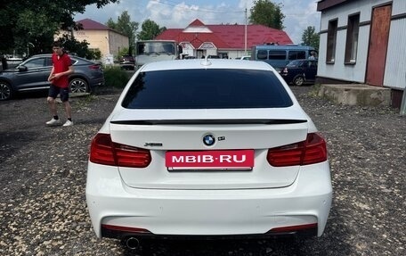 BMW 3 серия, 2014 год, 1 600 000 рублей, 4 фотография
