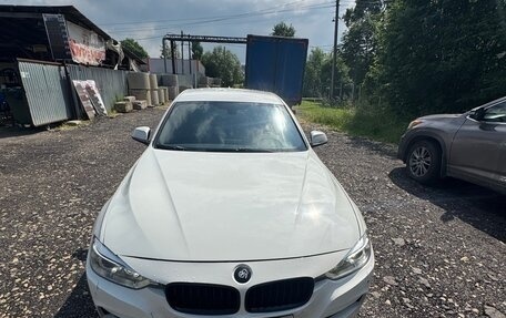BMW 3 серия, 2014 год, 1 600 000 рублей, 11 фотография