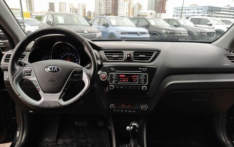 KIA Rio III рестайлинг, 2016 год, 929 000 рублей, 20 фотография