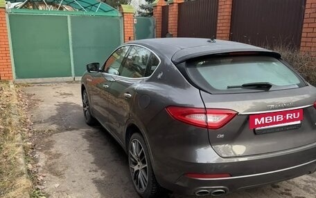 Maserati Levante I, 2018 год, 4 000 000 рублей, 3 фотография