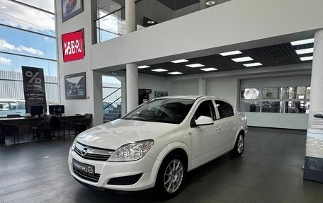 Opel Astra H, 2011 год, 639 900 рублей, 1 фотография