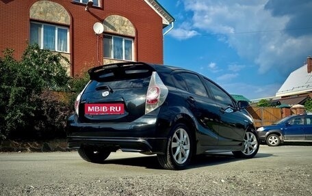 Toyota Aqua I, 2012 год, 900 000 рублей, 4 фотография