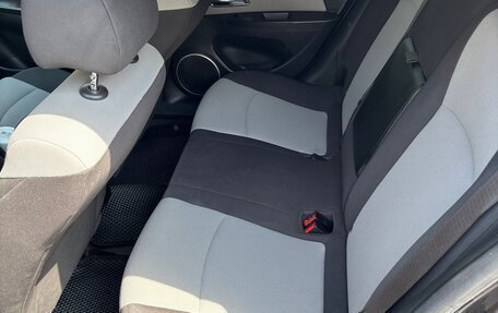 Chevrolet Cruze II, 2014 год, 890 000 рублей, 7 фотография