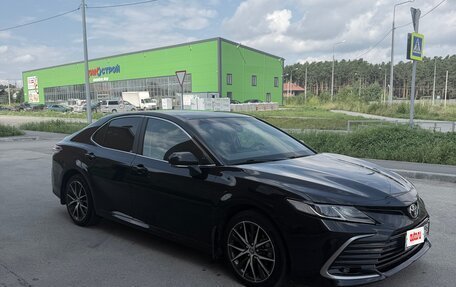 Toyota Camry, 2021 год, 3 000 000 рублей, 6 фотография