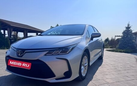 Toyota Corolla, 2019 год, 1 950 000 рублей, 2 фотография