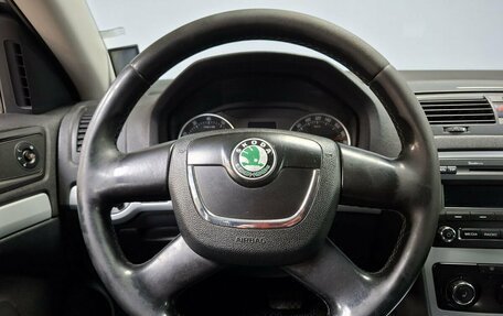 Skoda Octavia, 2011 год, 695 000 рублей, 16 фотография