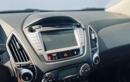 Hyundai ix35 I рестайлинг, 2012 год, 890 000 рублей, 16 фотография