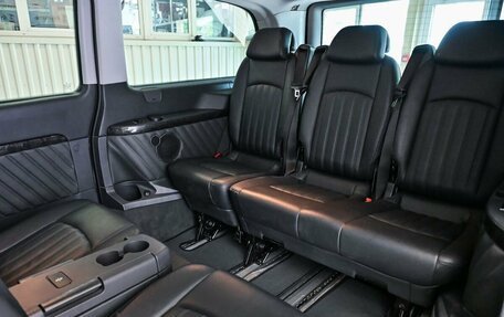Mercedes-Benz Viano, 2013 год, 2 800 000 рублей, 17 фотография