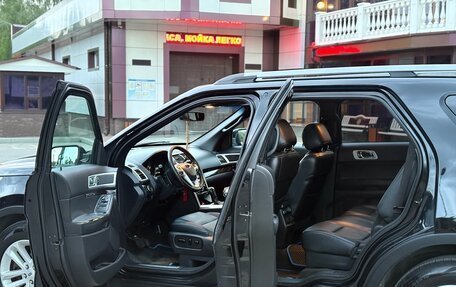Ford Explorer VI, 2014 год, 1 700 000 рублей, 23 фотография