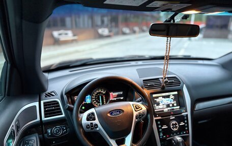 Ford Explorer VI, 2014 год, 1 700 000 рублей, 39 фотография