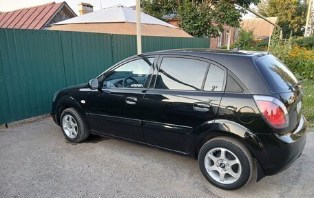 KIA Rio II, 2010 год, 695 000 рублей, 2 фотография