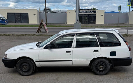 Nissan Wingroad I, 1999 год, 255 000 рублей, 4 фотография