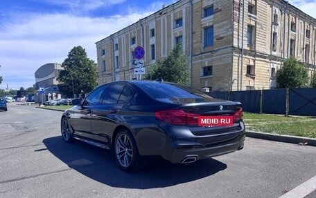BMW 5 серия, 2018 год, 3 600 000 рублей, 3 фотография