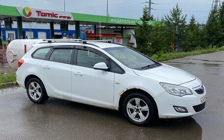 Opel Astra J, 2012 год, 550 000 рублей, 3 фотография