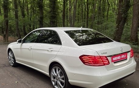 Mercedes-Benz E-Класс, 2013 год, 1 550 000 рублей, 4 фотография