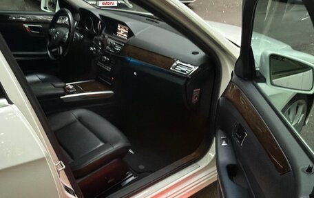 Mercedes-Benz E-Класс, 2013 год, 1 550 000 рублей, 14 фотография