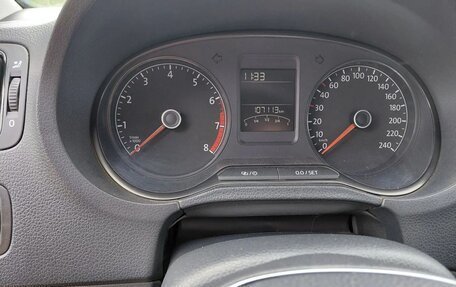 Volkswagen Polo VI (EU Market), 2017 год, 950 000 рублей, 10 фотография