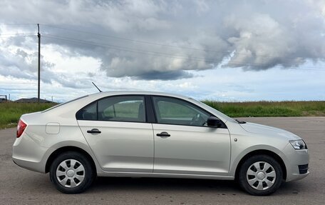 Skoda Rapid I, 2015 год, 950 000 рублей, 4 фотография
