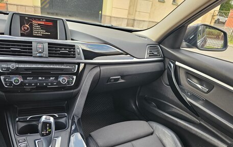 BMW 3 серия, 2016 год, 2 300 000 рублей, 15 фотография