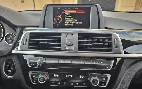 BMW 3 серия, 2016 год, 2 300 000 рублей, 18 фотография